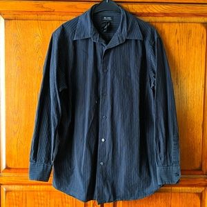 Men's Dress Shirt - M